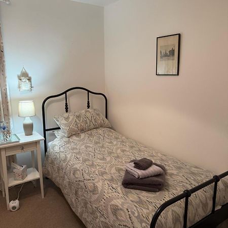 Single Room With Beautiful Garden Édimbourg Extérieur photo